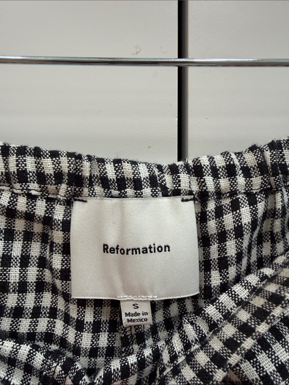 Reformation Tiffie Check LinenShorts - S - Picture 3 of 5